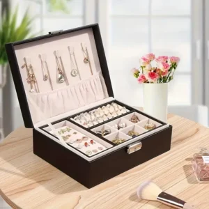 Chic Jewelry Organizer with Lock - Image 5