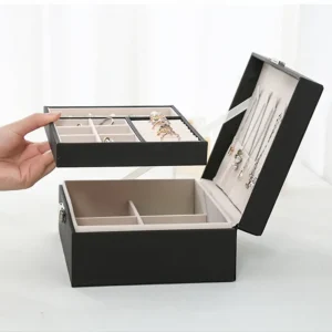 Chic Jewelry Organizer with Lock - Image 9